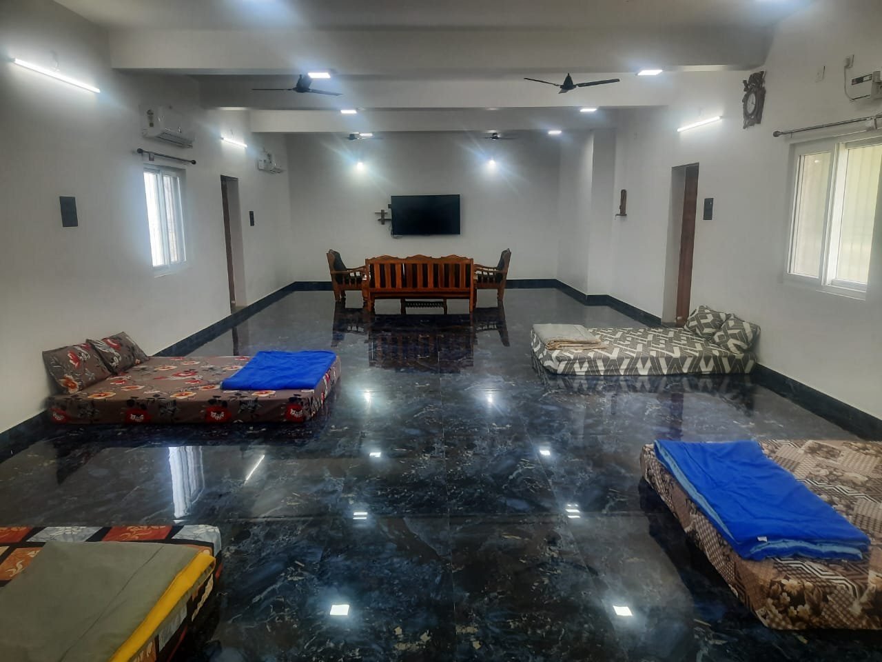 Paradise APK Farm House — photo 2