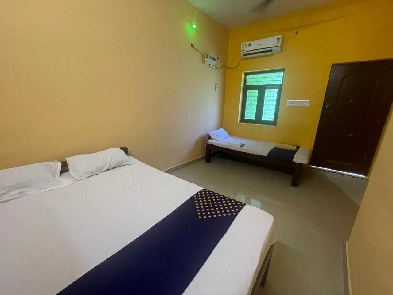 Paradise Shri Amsa Beach Guest House — photo 1