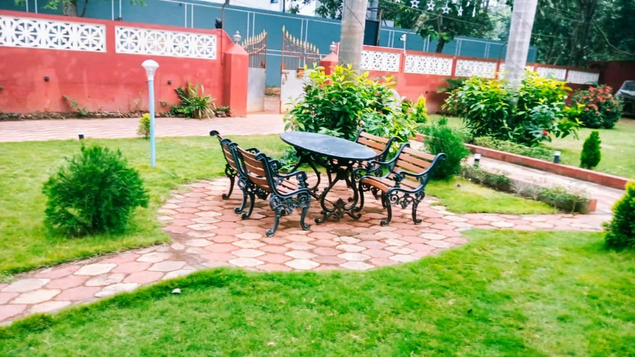Vintage Villa — photo 3